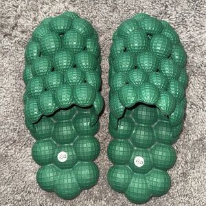 Green Bubble Slide Sandals unisex